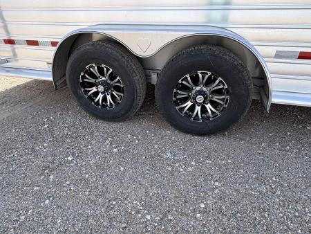 New 2027 Hart Trailer LARIAT 24' Horse Trailer