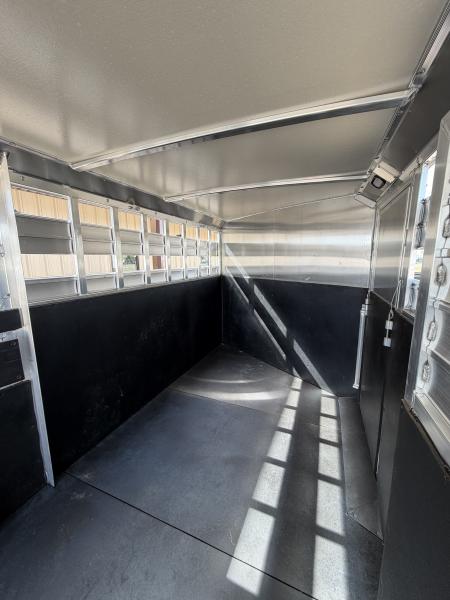 New 2027 Hart Trailer LARIAT 24' Horse Trailer