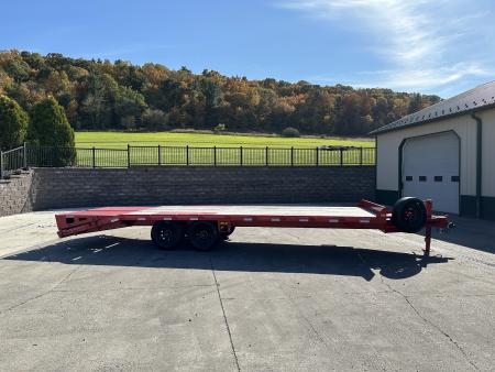 Used 2025 Diamond C DEC207 24' w/Max Ramps