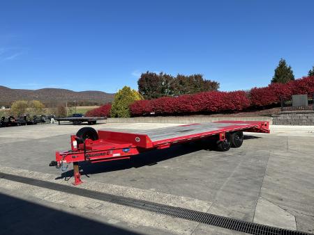 Used 2025 Diamond C DEC207 24' w/Max Ramps