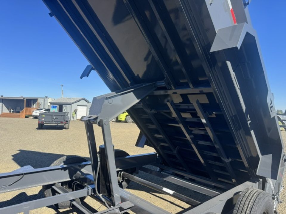 New 2027 LAMAR TRAILERS 83x14 14K DL27 Dump Trailer GOOSENECK 24" SIDES
