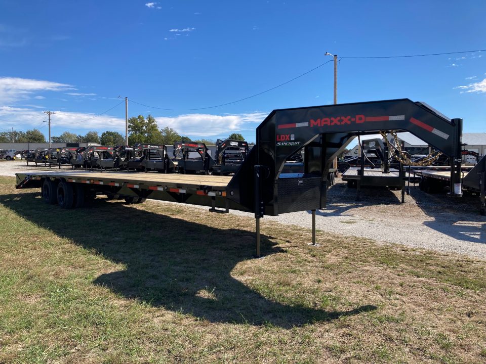 New 2027 MAXX-D 102x36 TANDEM 25.9K GN W/ MAX RAMPS, HYDROJACKS & DISC BRAKES Flatbed Trailer