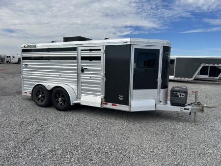 Used 2017 Cimarron Showstar 678