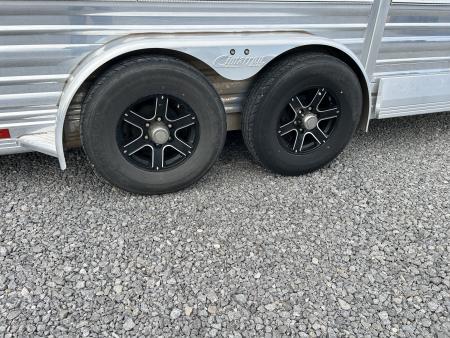 Used 2017 Cimarron Showstar 678