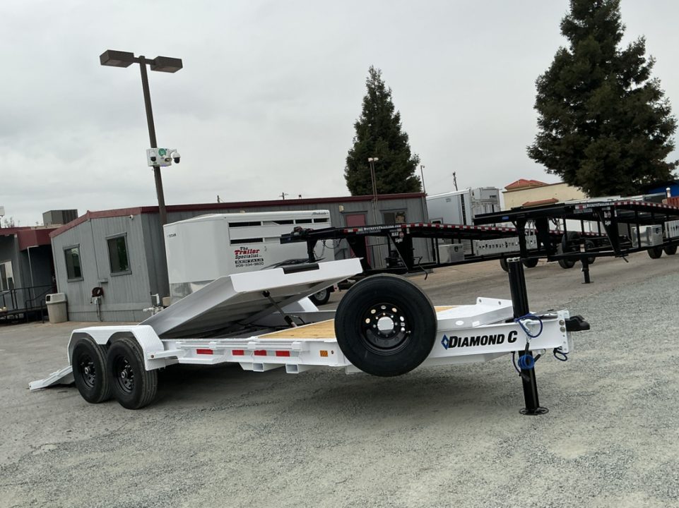 New 2027 Diamond C Trailers HDT207L20X82 7FT X 20FT 15.5K GVW Tilt Trailer
