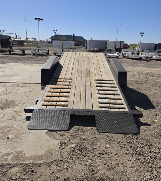 Used 2011 Load Trail 20' HD Tilt Bed Trailers