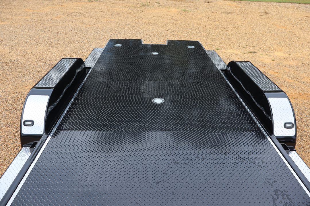 New 2027 7X20 102 Ironworks TILT Car Hauler