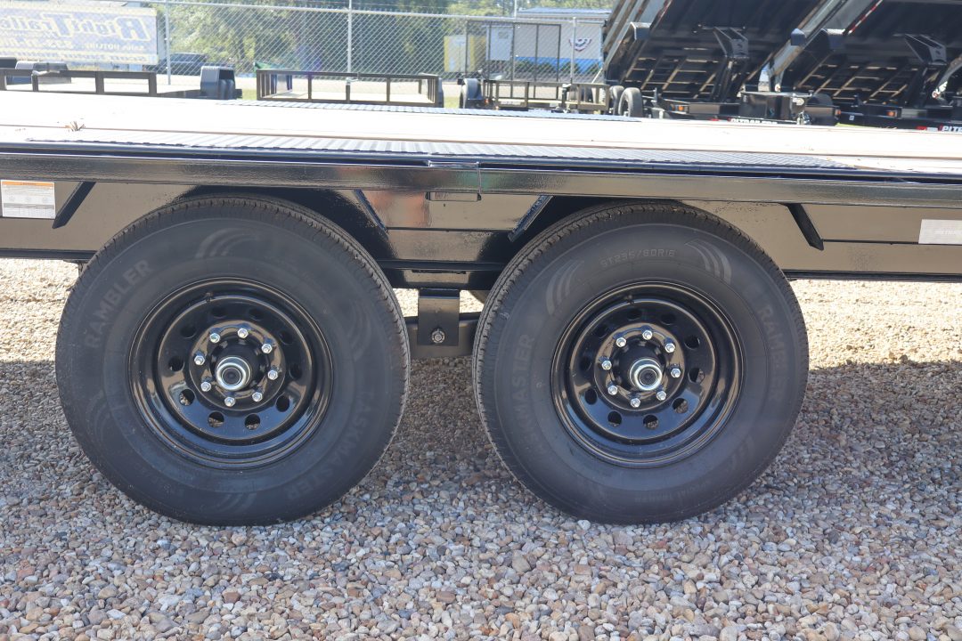 New 2027 8.5X40 PJ Gooseneck Equipment Trailer