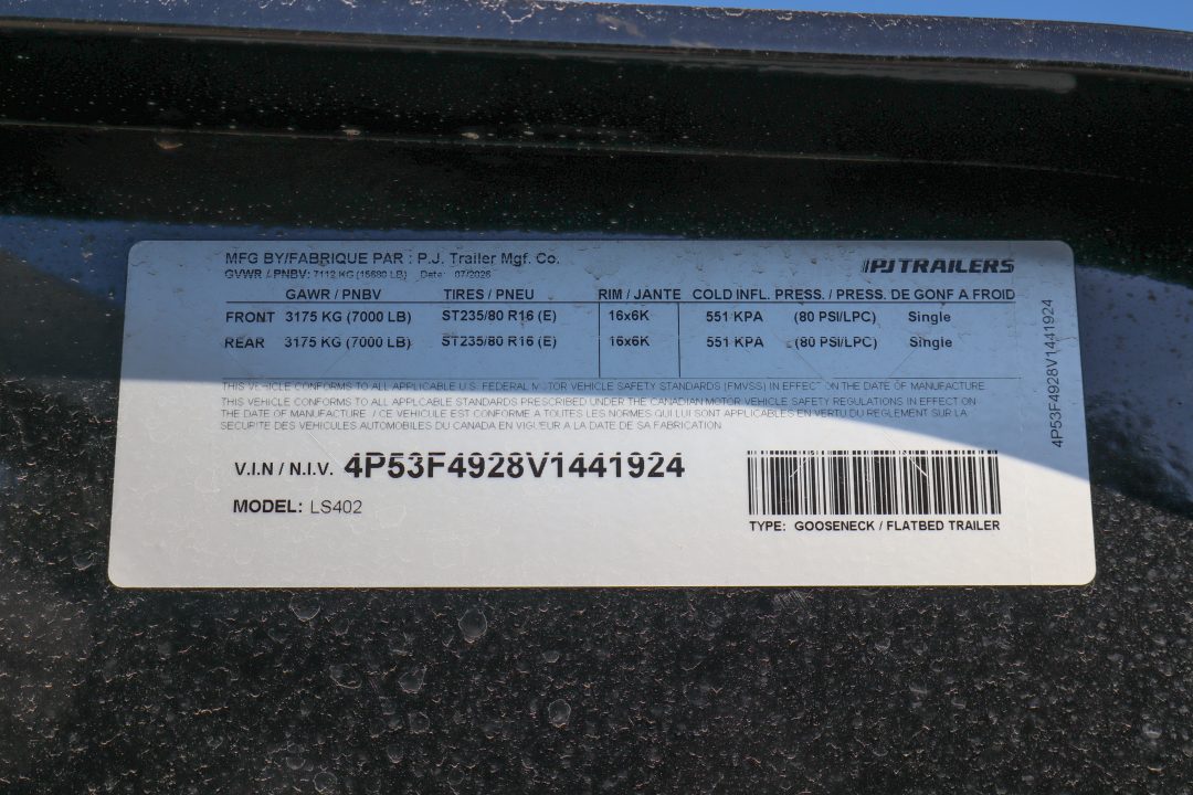 New 2027 8.5X40 PJ Gooseneck Equipment Trailer