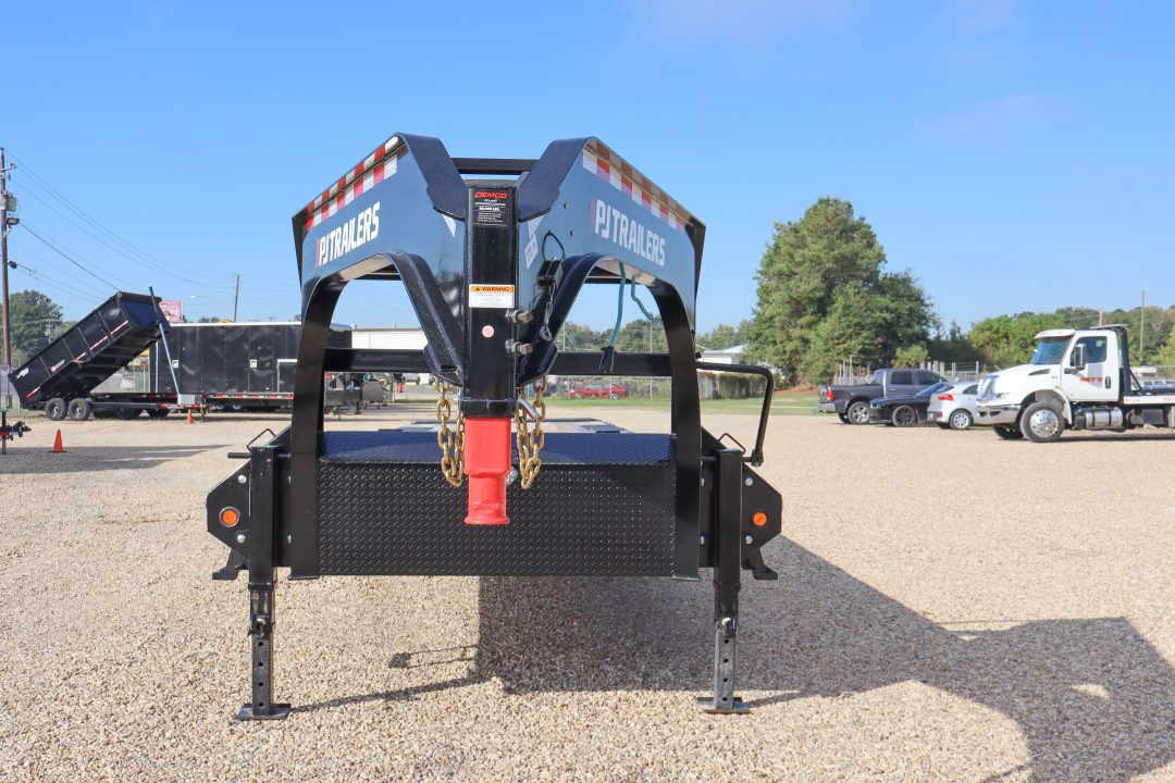 New 2027 8.5X40 PJ Gooseneck Equipment Trailer