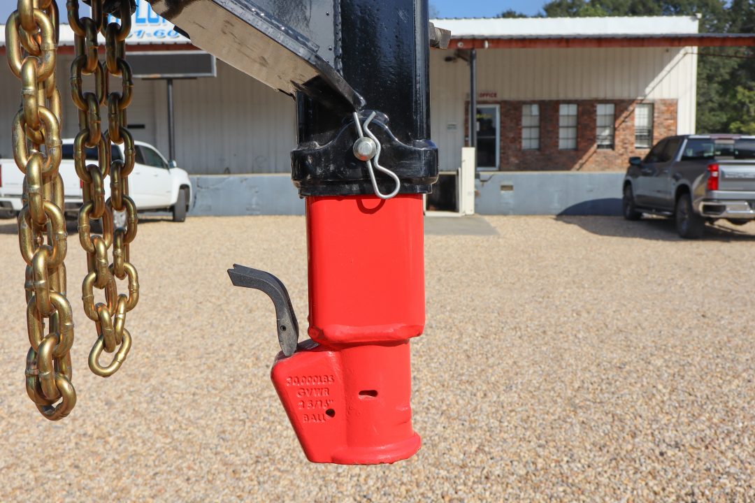 New 2027 8.5X40 PJ Gooseneck Equipment Trailer