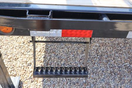 New 2027 8.5X40 PJ Gooseneck Equipment Trailer