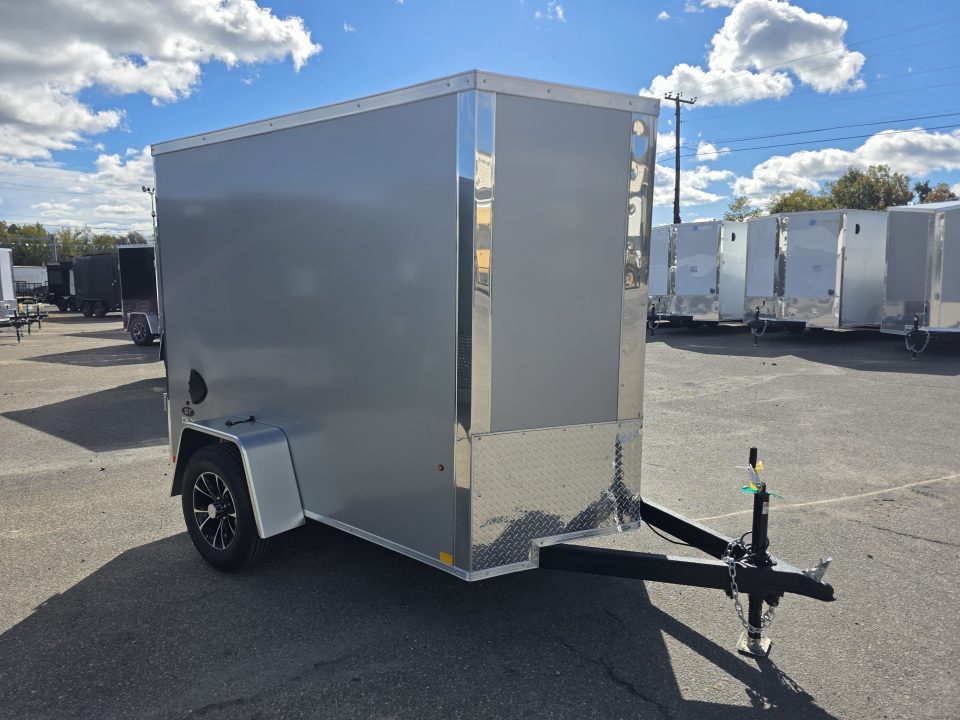 New 2027 Look Trailers ST DLX 5X8 - RAMP Cargo / Enclosed Trailer