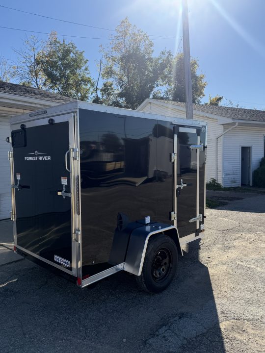 New 2027 US Cargo 5 x 8 Enclosed Trailer w/ Ramp Door with 5ft 6IN interior- side door(Single) Cargo / Enclosed Trailer- UPGRADESr