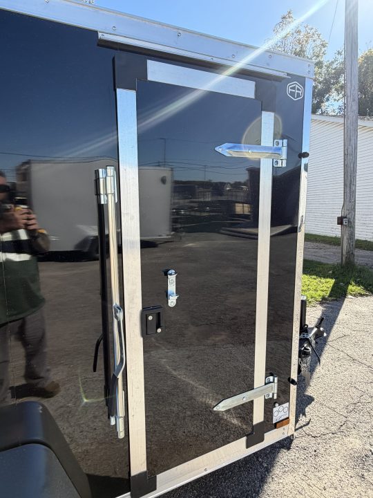 New 2027 US Cargo 5 x 8 Enclosed Trailer w/ Ramp Door with 5ft 6IN interior- side door(Single) Cargo / Enclosed Trailer- UPGRADESr