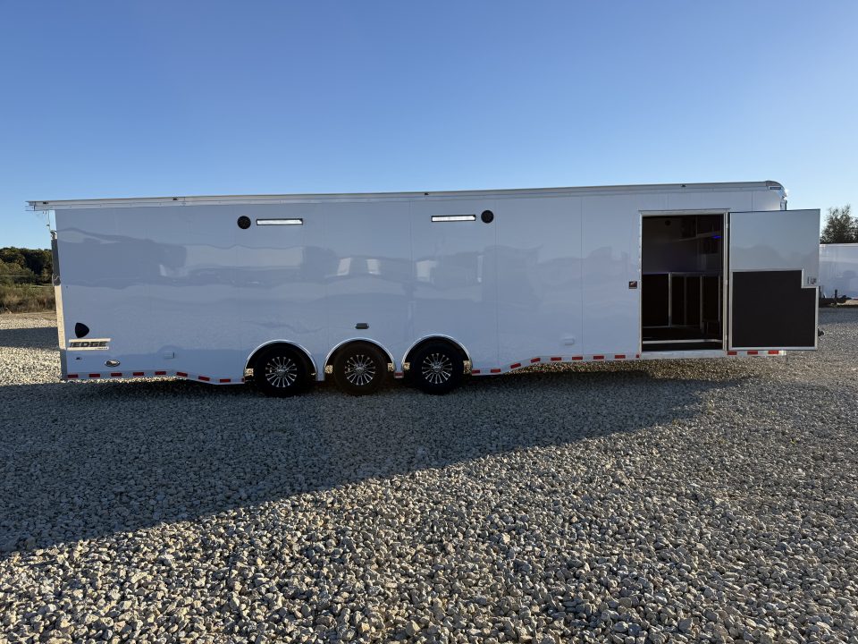 2027 Haulmark EGP8534R
