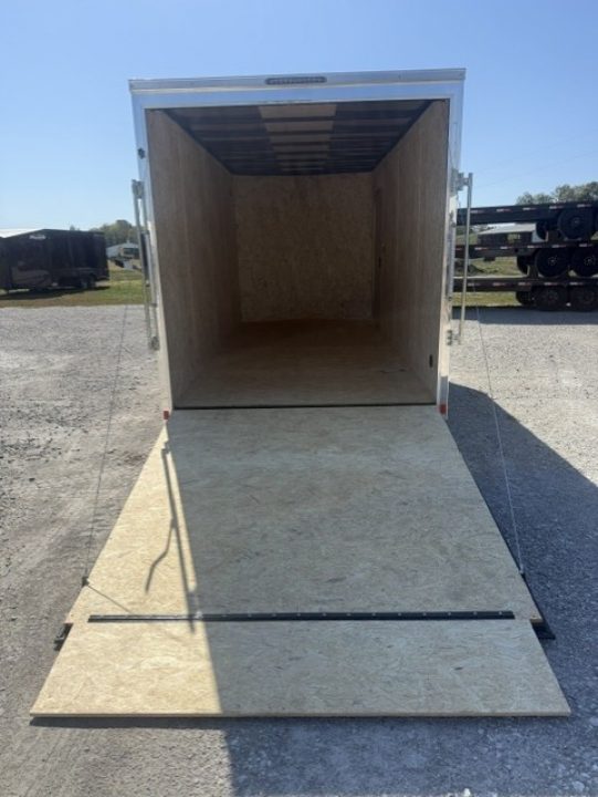 2027 Formula Trailers photo 6