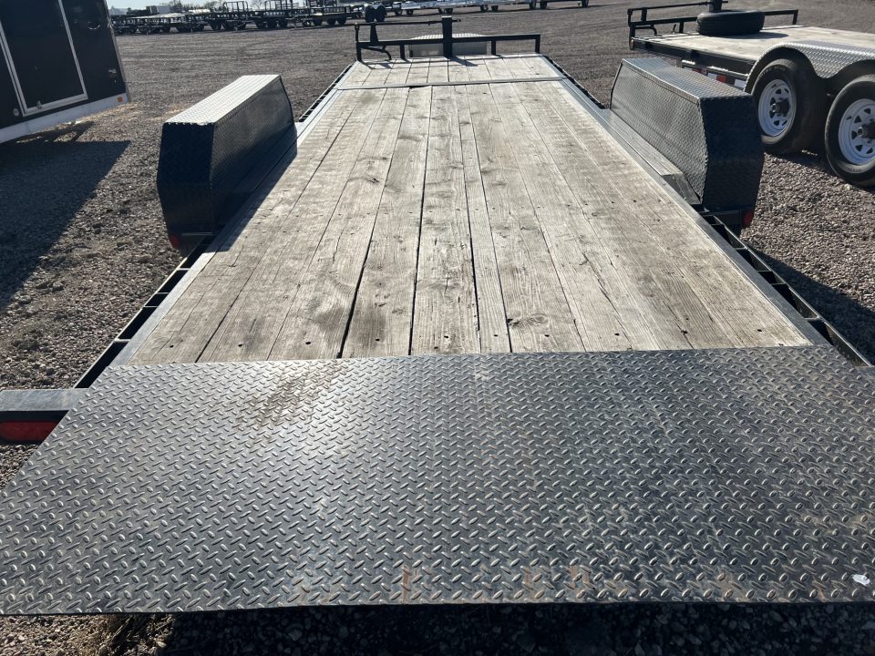 Used 2019 PJ Trailers 22' T6 Tiltbed Equipment Tilt Trailer
