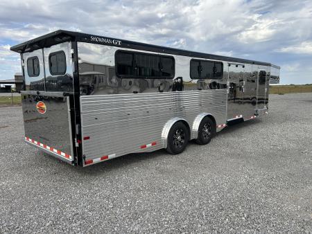 New 2027 Sundowner Showman GT 2722