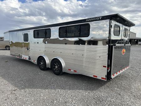 New 2027 Sundowner Showman GT 2722