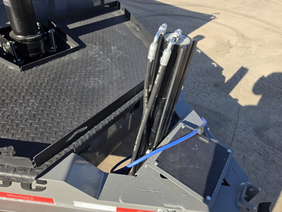 New 2027 DCRC LPT207 14X82 Dump Trailer (Hydraulic Jack, Solar)