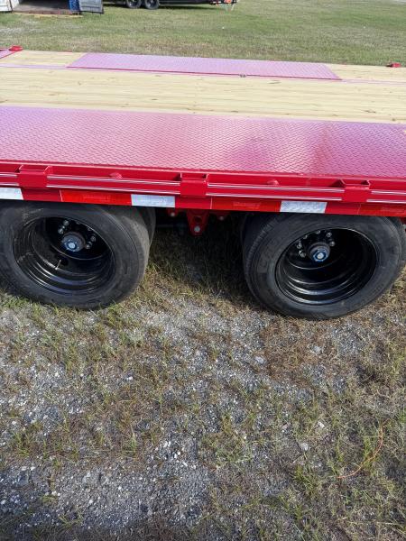New 2027 Diamond C PX212MR/XDR Equipment Trailer; 30X102; PINTLE HITCH; ABS BRAKES