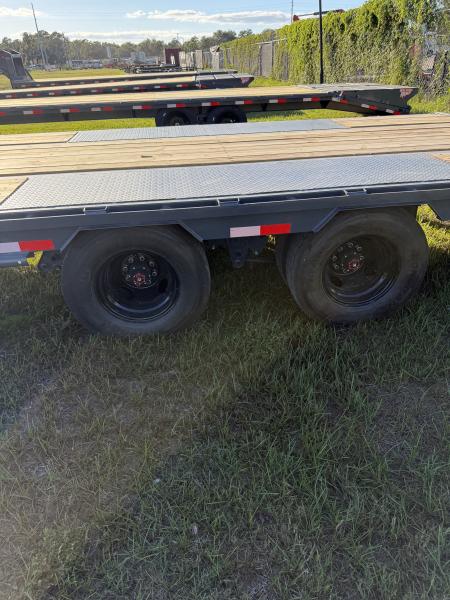 New 2027 Down 2 Earth Trailers DTEGN25-40DT Flatbed Trailer