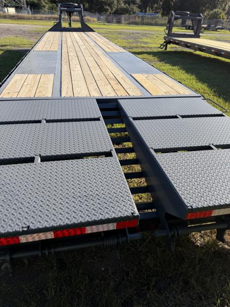 New 2027 Down 2 Earth Trailers DTEGN25-40DT Flatbed Trailer