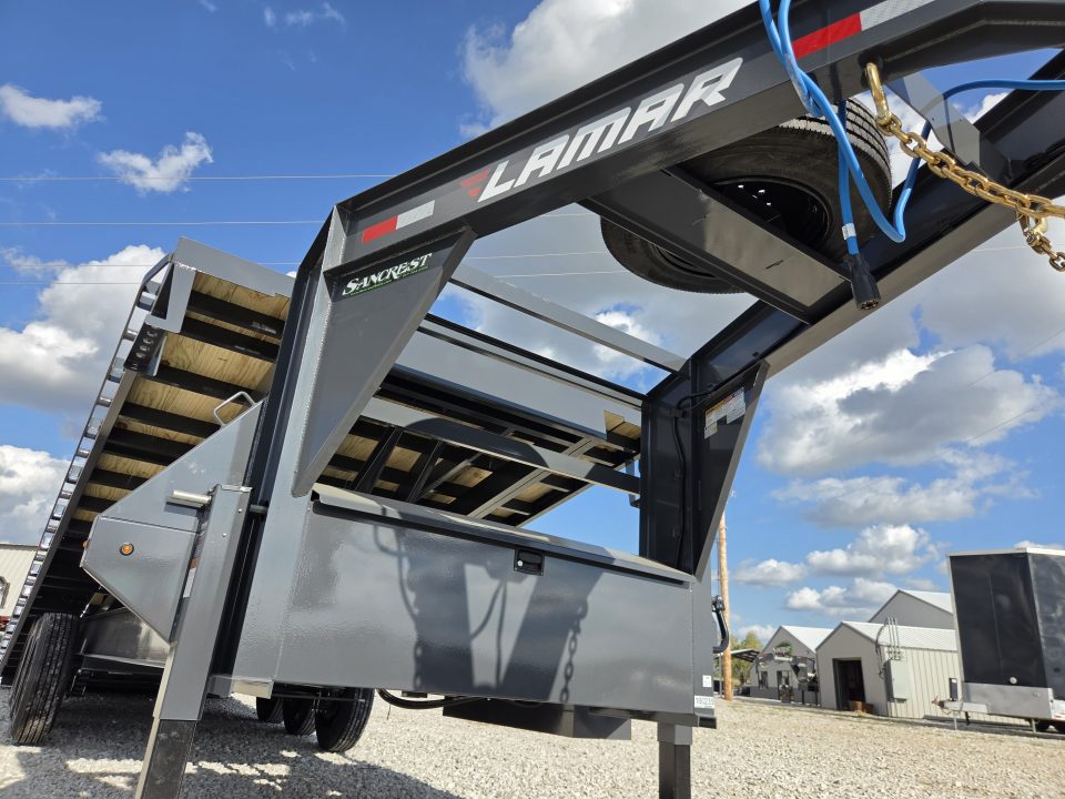 New 2027 Lamar 102X26 TRIPLE 21K GOOSENECK DECKOVER POWER TILT W/TUFF WIRELESS