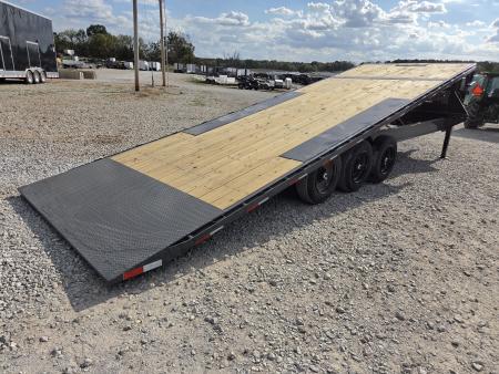 New 2027 Lamar 102X26 TRIPLE 21K GOOSENECK DECKOVER POWER TILT W/TUFF WIRELESS