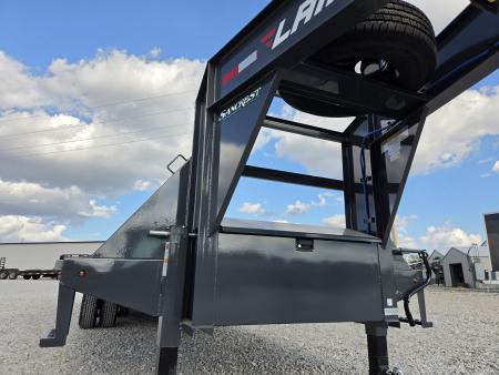 New 2027 Lamar 102X25 TANDEM LO-PRO GOOSENECK W/10K AXLES MAX RAMPS & HDSS SUSPENSION
