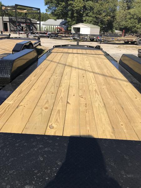 New 2027 Diamond C Trailers 82x20LPT207 Equipment Trailer