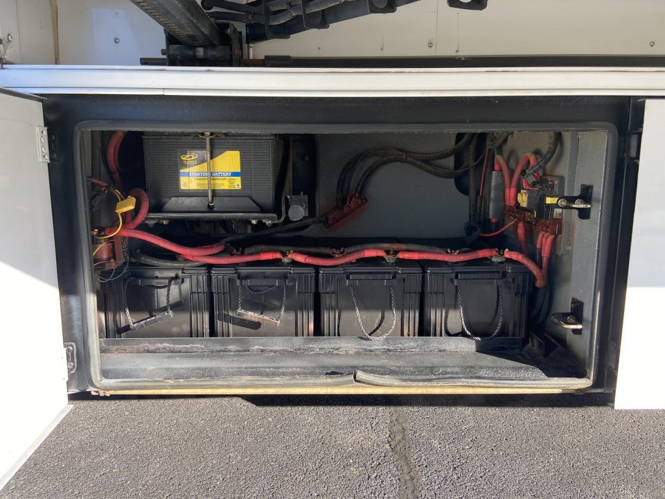 Used 2016 Renegade 45ft 4 Slides