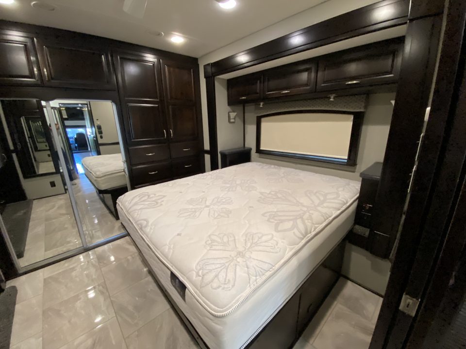 Used 2020 Other ren Other Recreational Vehicle