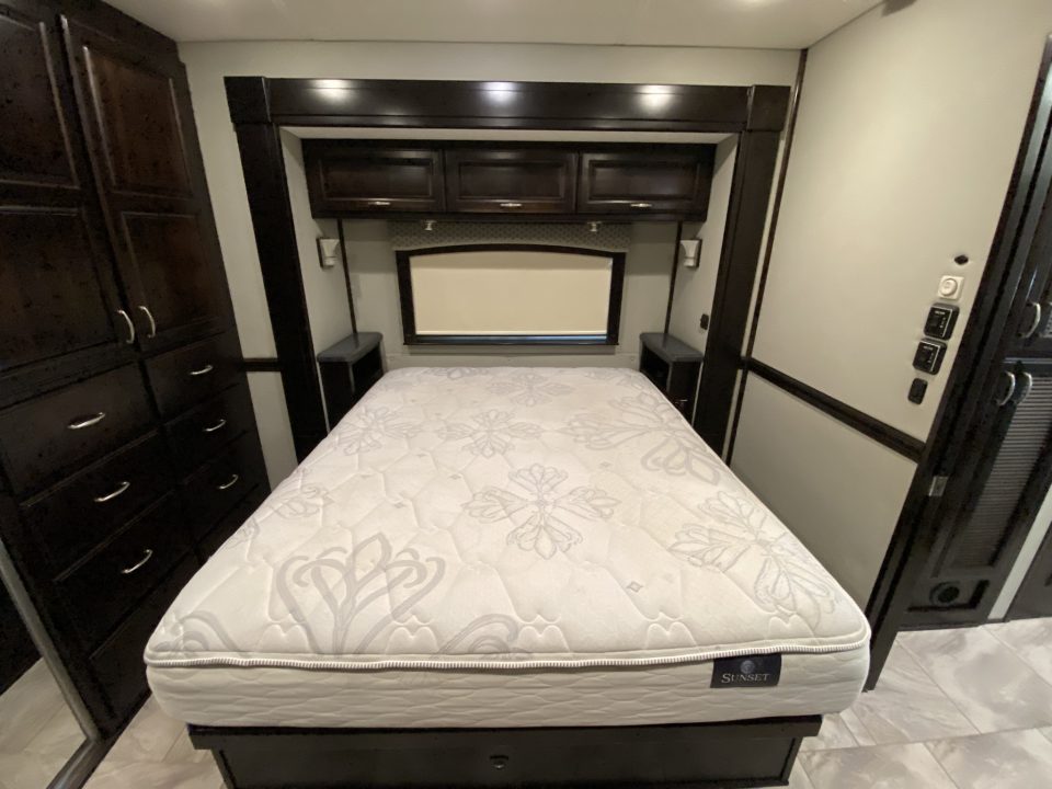 Used 2020 Other ren Other Recreational Vehicle