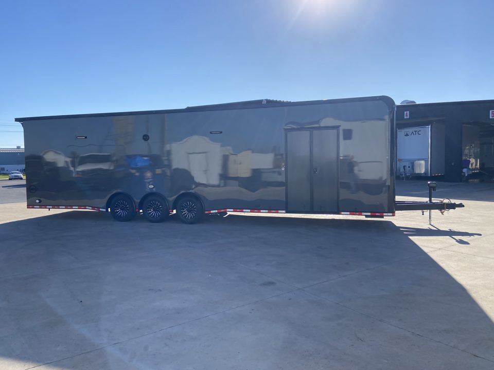 New United PREM+-8.534 Racing Trailer