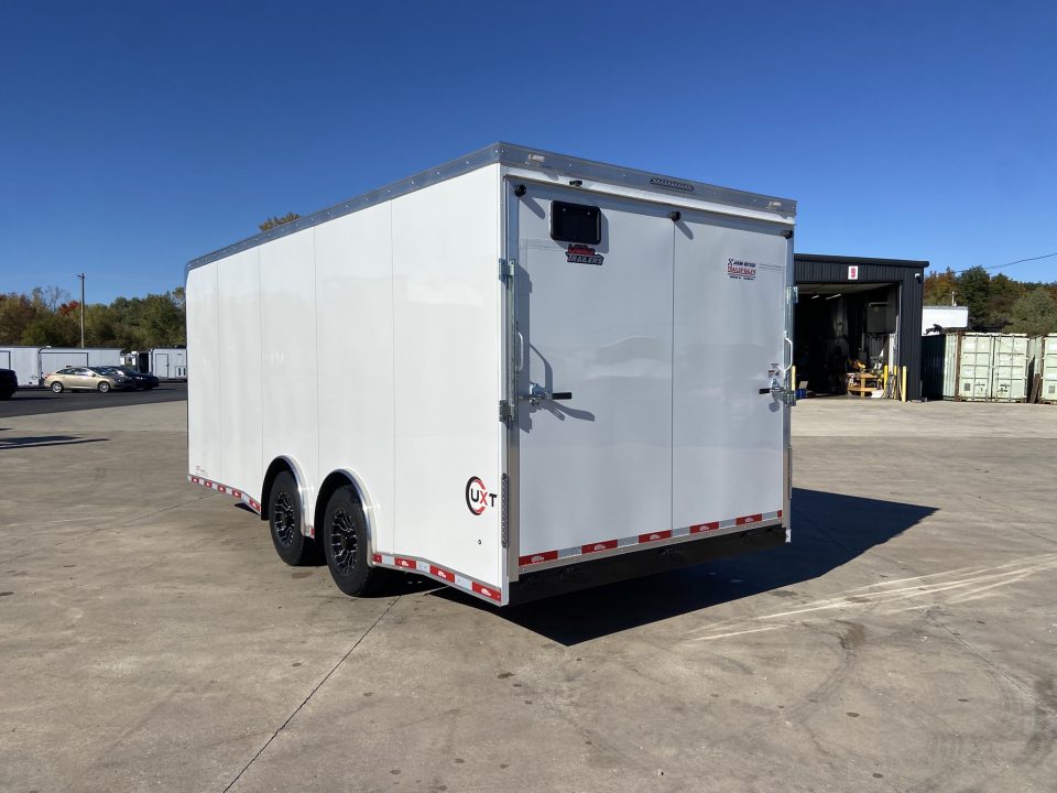 New United Trailers UXT-8.520 Cargo Enclosed Trailer