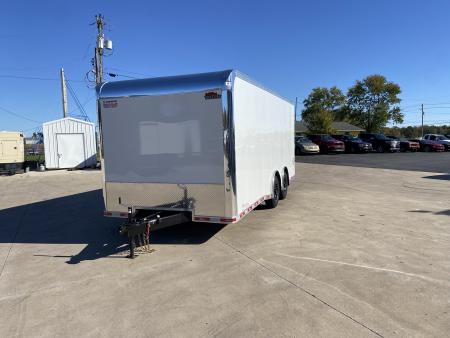 New United Trailers UXT-8.520 Cargo Enclosed Trailer