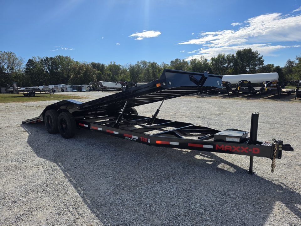 New 2027 MAXX-D T8X TANDEM POWER TILT W/ HYDRO JACK/ DRIVE OVER FENDERS