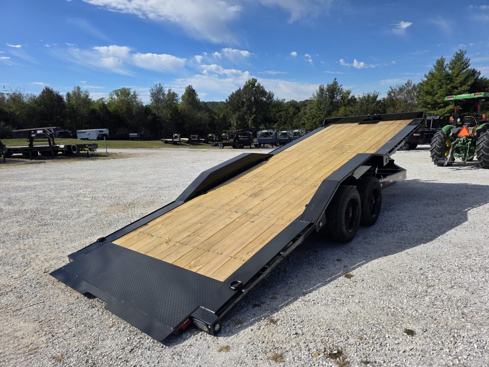 New 2027 MAXX-D T8X TANDEM POWER TILT W/ HYDRO JACK/ DRIVE OVER FENDERS