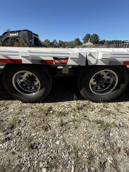New 2027 Diamond C FMAX 212 30’ Flatbed Trailer, 25.9K GVWR, HYDRAULIC DOVETAIL AND JACKS, ALUMINUM OUTER WHEELS