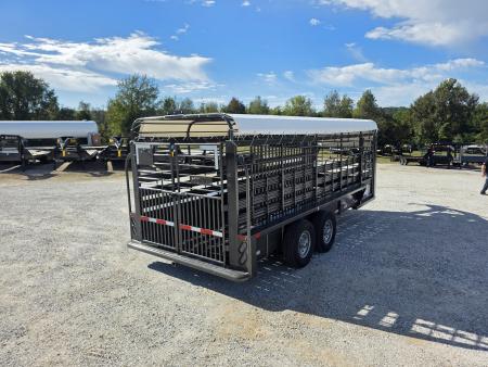 New 2026 Neckover 6'8 X 20 TANDEM GN LIVESTOCK W/ 1 CUT GATE/ BUTTERFLY REAR/ TARP TOP/ RUBBER FLOOR/ 6'8X20 Stock