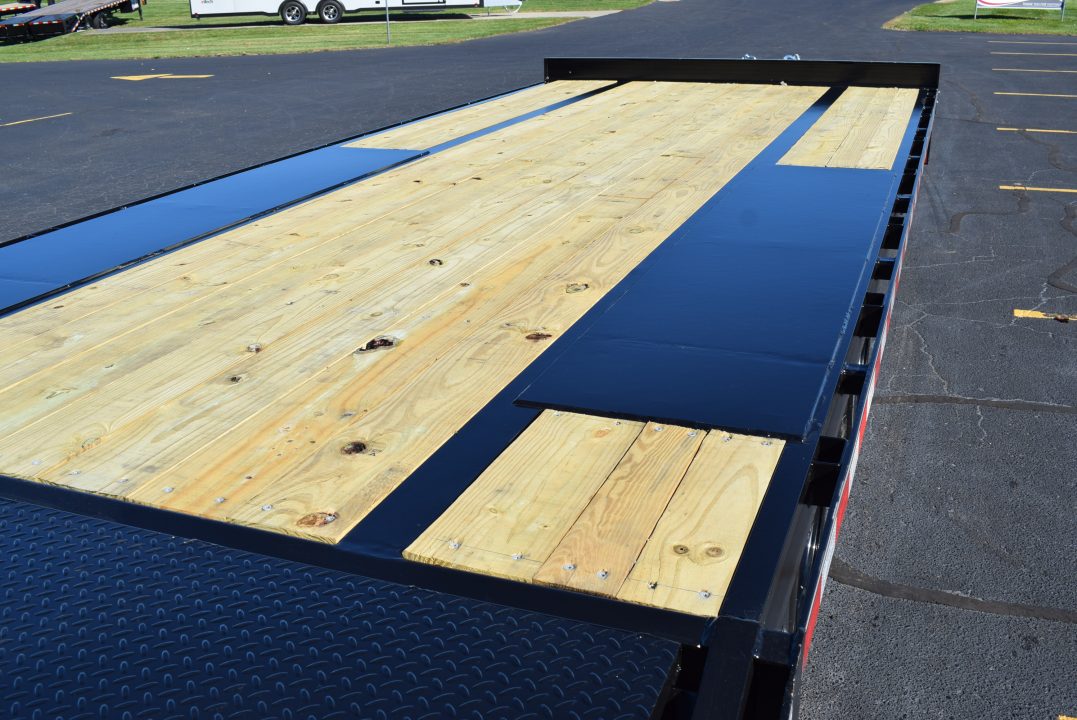 New 2026 Buckeye B-Maxx 19+5 24k Super Single Bumper Pull Deckover Trailer