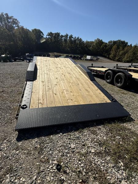 New 2027 Diamond C HXD 210 22’ Tilt Trailer, 23K GVWR, 102” WIDE, DRIVE OVER FENDERS, 2SPD JACK, WINCH PLATE/BED ROLLER