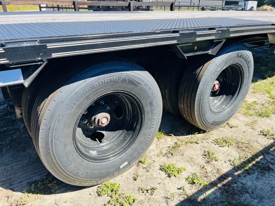 New 2026 DP Platinum Star 102 x 35 Gooseneck Deckover Equipment Trailer