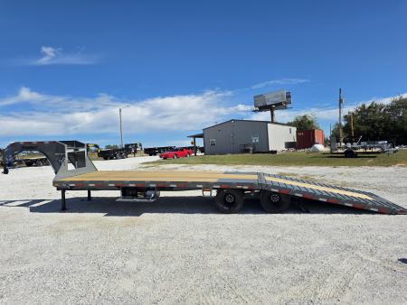 New 2027 Diamond C 102 X 32 Trailers FMAX210 TANDEM DUAL GN HYDROTAIL W/ STEEL RUNNERS/ HYDRO JACKS