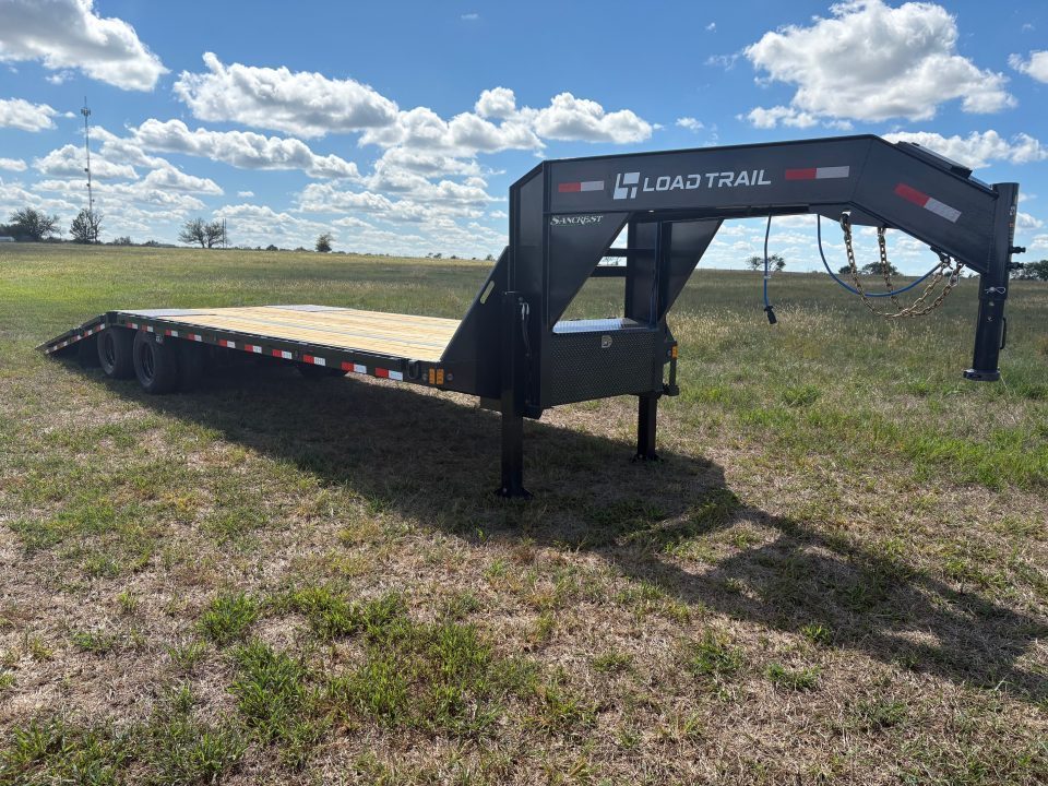 New 2027 Load Trail 102x32 Tandem 25.9K GN Hydrotail Flatbed Trailer W/ Steel Runners, Hydro Jacks, & 14 Ply Tires