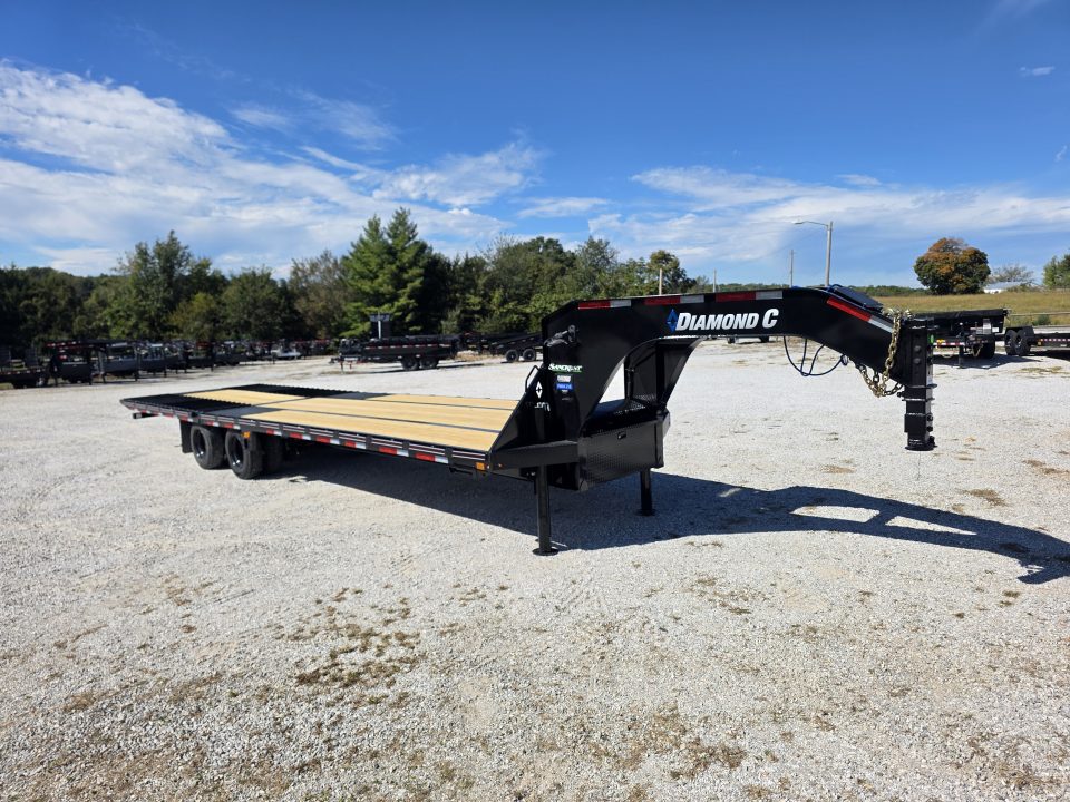 New 2027 Diamond C Trailers 102 X 32 FMAX216 TANDEM DUAL GN PACESETTER HYDROTAIL W/ STEEL RUNNERS/ HYDRO JACKS/ 102X32 Flatbed Trailer
