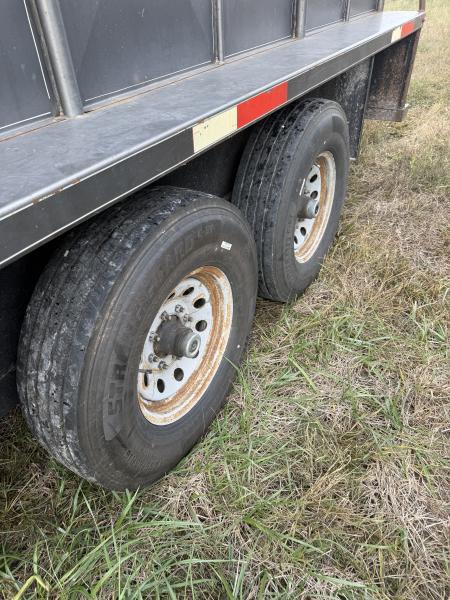 Used 2015 Kodiak Trailers 6'8X20 STOCK Stock / Stock Combo Trailer