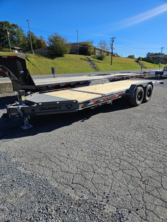 New 2026 Diamond C HDT207 Tilt Trailer 2 SPEED 15K JACK 14 PLY TIRES